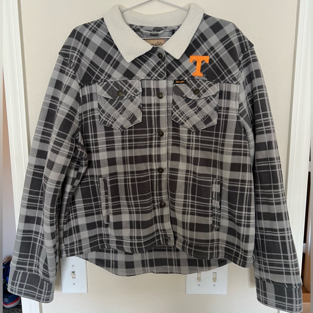 🧥 Wrangler Retro UT Fleece Jacket – Size XXL